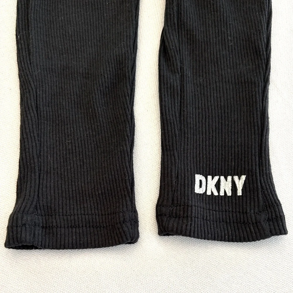 DKNY 4T 2 Piece Set Flannel Plaid Button-Down Shirt & Leggings  NEW